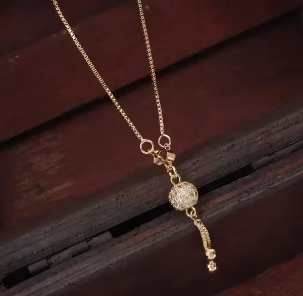 GleamSphere Gold Pendant Chain