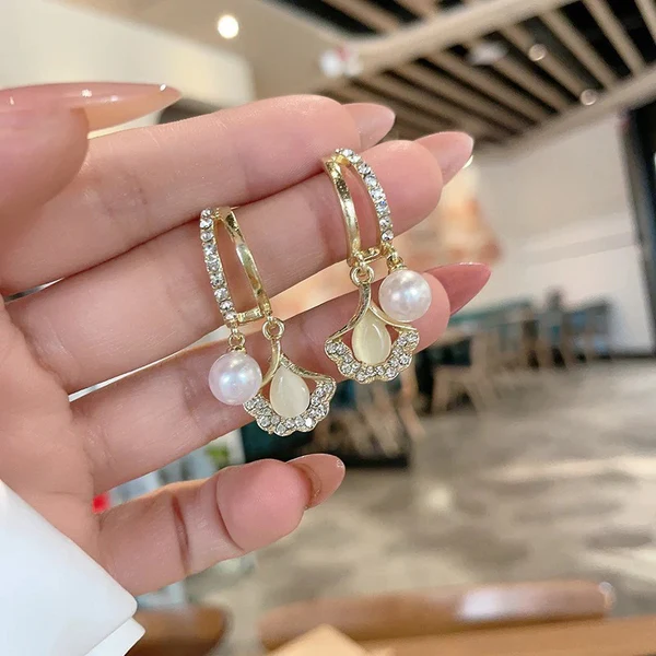 Blooming Elegance Pearl Drop Earrings